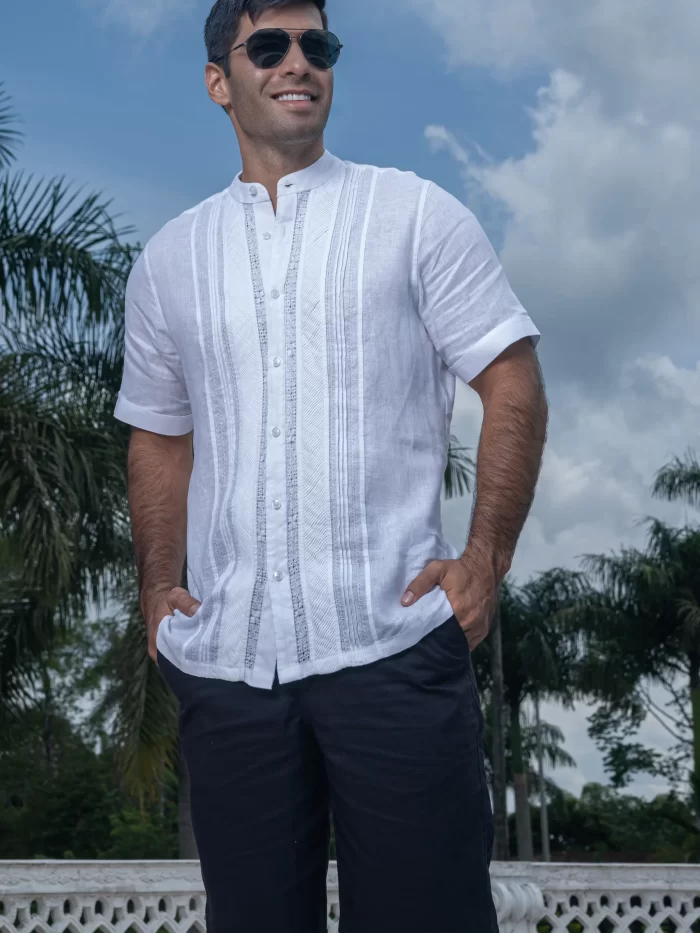 Guayabera Blanca Cuello Neru