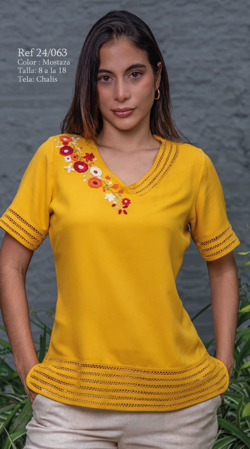 Blusa Artesanal Mostaza Bordada en Patecabra y Pasado